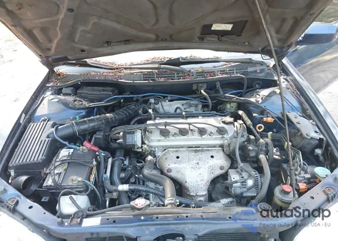 2001 Honda Accord 2.3 Ex from USA, damaged, VIN 1HGCG32501A013721